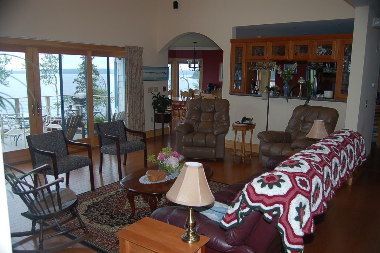 Wave Walker Bed And Breakfast Surry Extérieur photo