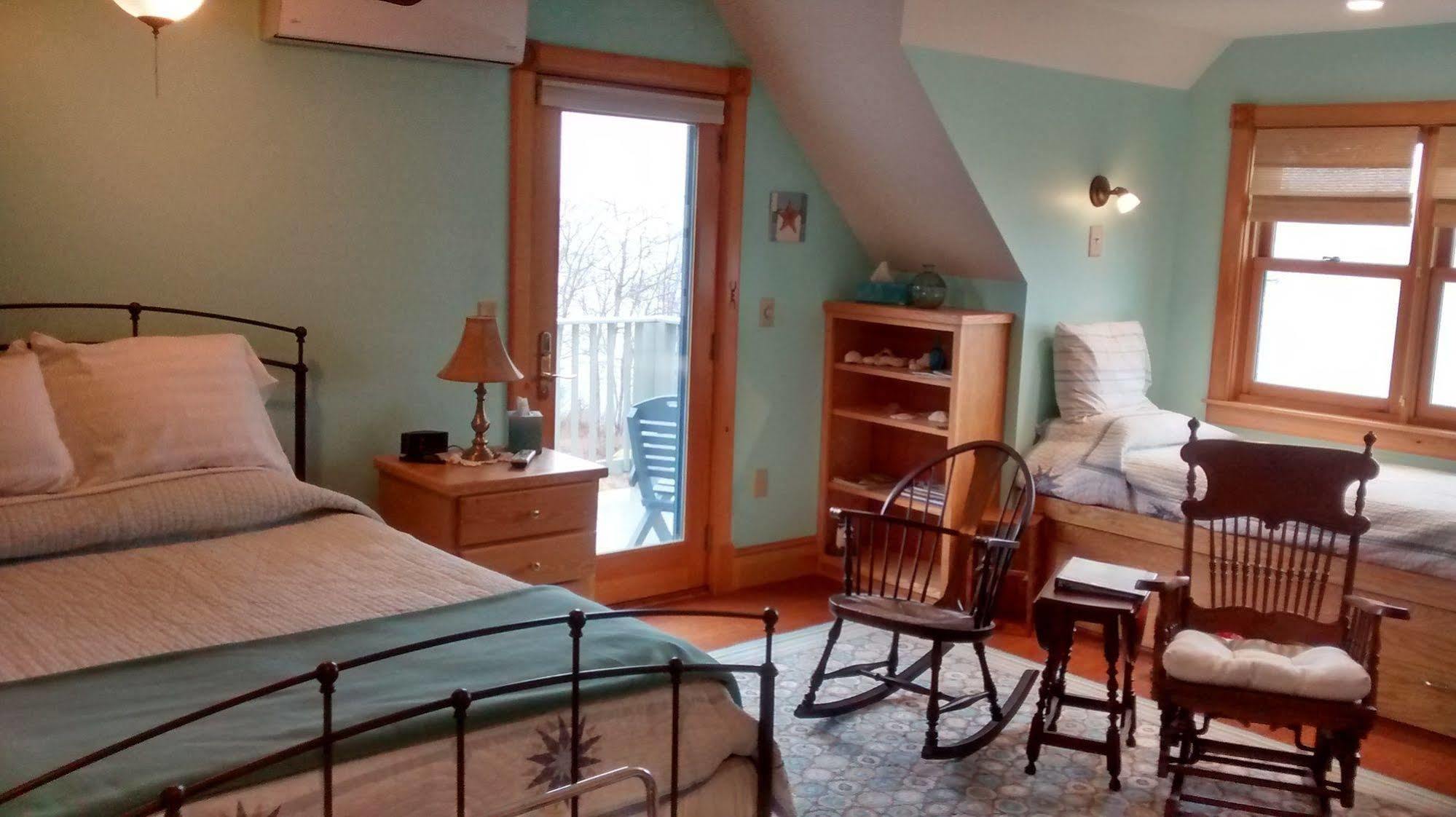 Wave Walker Bed And Breakfast Surry Extérieur photo